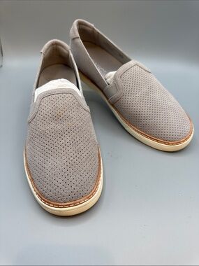 Vionic Malina  Grey Perforated Suede Slip-On Sneakers, size 6.5